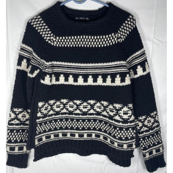 Zara Sweaters - Zara Knit Black/White Pattern Crew Neck Sweater Women's Size Medium